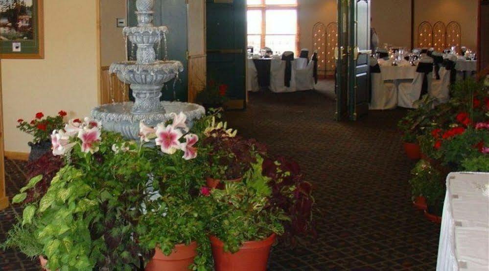 Grand Ely Lodge Екстериор снимка