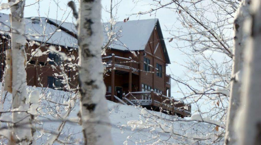 Grand Ely Lodge Екстериор снимка